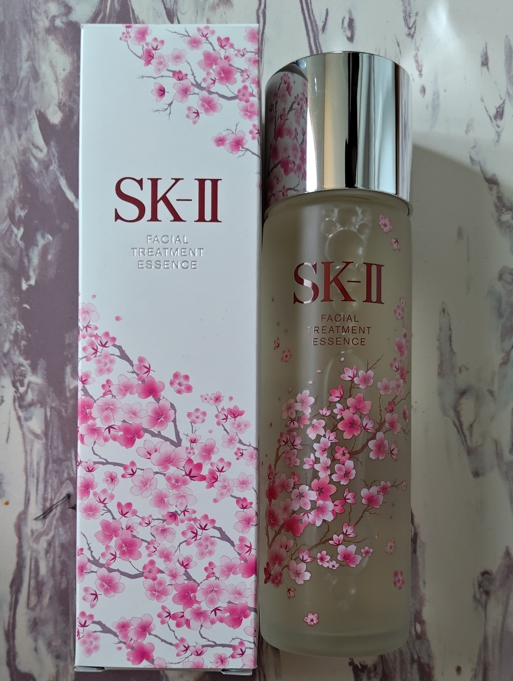 SK-II Facial Treatment Essence — Special Edition, Sakura.  Big Size - 230ml.